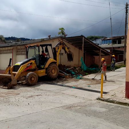 Obra de alcantarillado en el Valle del Cauca. Fotografía: Dirección de Infraestructura. (MVCT).