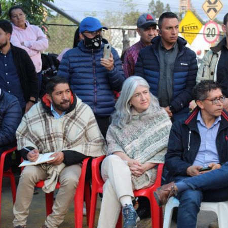 En Boyacá, la ministra Catalina Velasco dijo que se debe invertir en infraestructura para contrarrestar la problemática generada por los residuos y que se trabajará en equipo. Foto: Dania Asprilla (MVCT).
