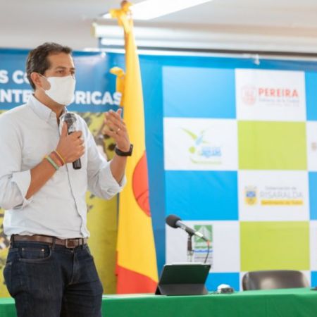 Intervención del viceministro de Agua, Jose Luis Acero. Foto: Aguas y Aguas de Pereira.
