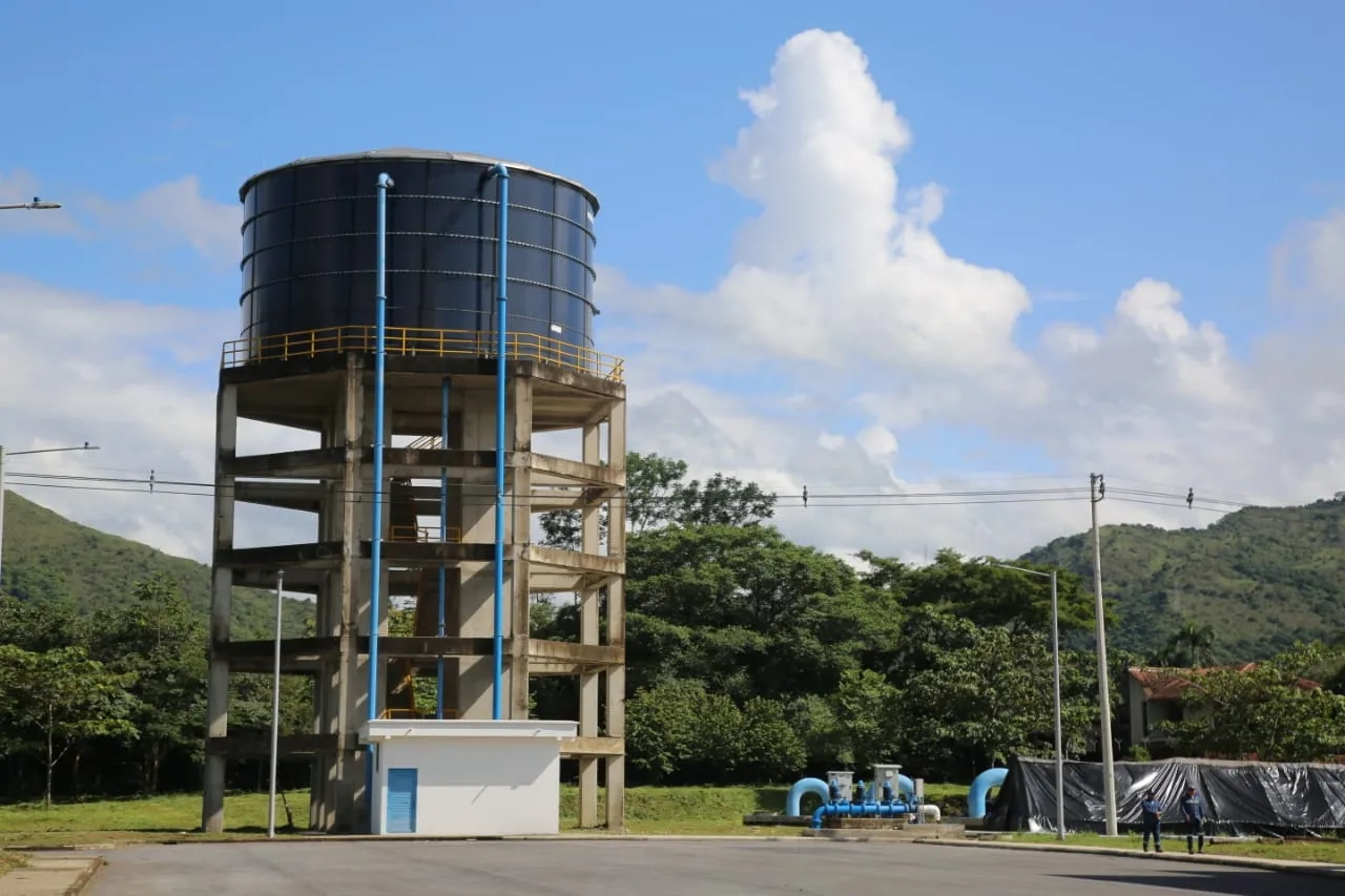 Minvivienda, con esta obra 36.000 habitantes de Yopal accedieron a agua potable por primera vez.