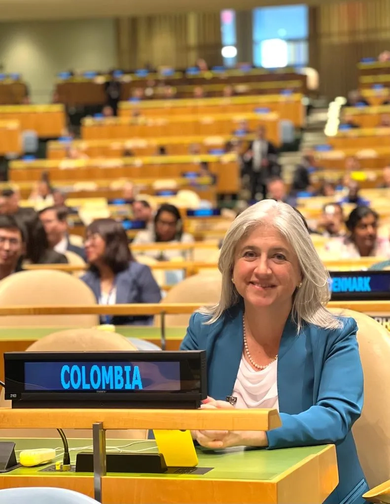 En conmemoración del Día Mundial del Agua, la ministra de Vivienda, Catalina Velasco, presidió una de las plenarias de la Conferencia de las Naciones Unidas sobre el Agua 2023