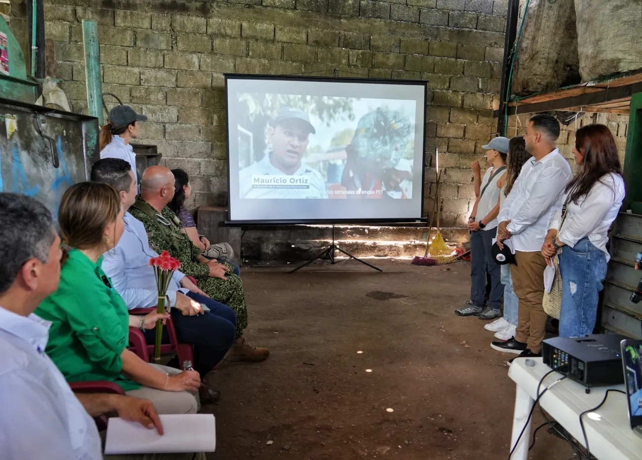 FOTOGRAFÍA, PRESENTACIÓN DE OBJETIVOS Y METAS DE HÁBITAT INTEGRAL PARA EL MUNICIPIO 