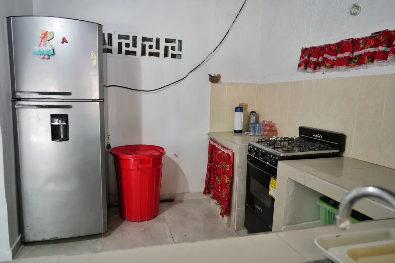 FOTOGRAFÍA ENTREGA DE COCINA DESPUÉS DE MEJORAMIENTO
