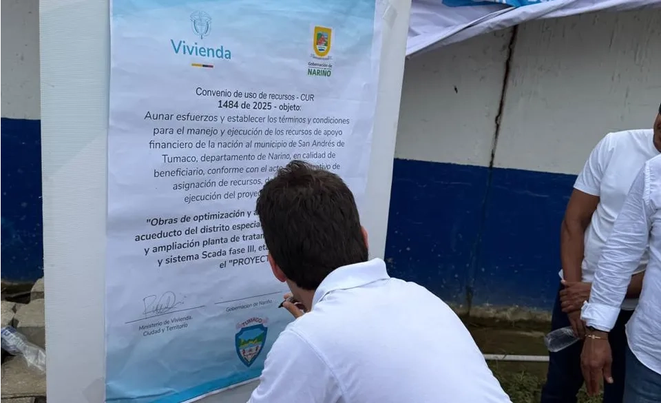 FOTOGRAFIA TUMACO AVANZARA A 24 HORAS DE SERVICIO DE AGUA POTABLE 03
