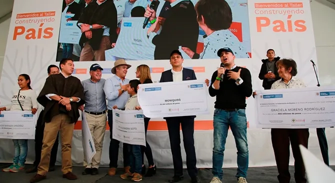 Minvivienda anuncio grandes inversiones en vivienda y agua para Boyaca
