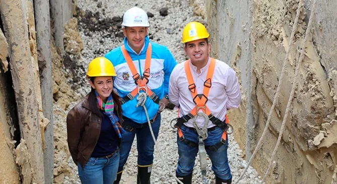 Inicia obra que mejorara el alcantarillado de Madrid Cundinamarca