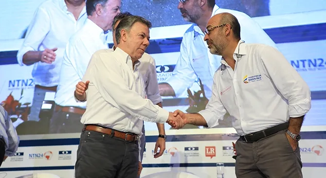 La politica de Vivienda contribuyo a que miles de colombianos salieran de la pobreza extrema Presidente Santos