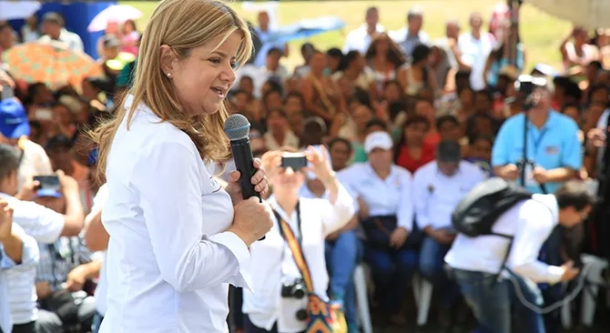Un balance positivo presento la Ministra de Vivienda durante la rendicion de cuentas en Santander de Quilichao