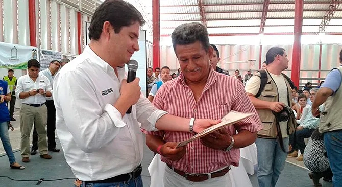 244 familias de Norte de Santander y Córdoba accedieron hoy a una casa gratis