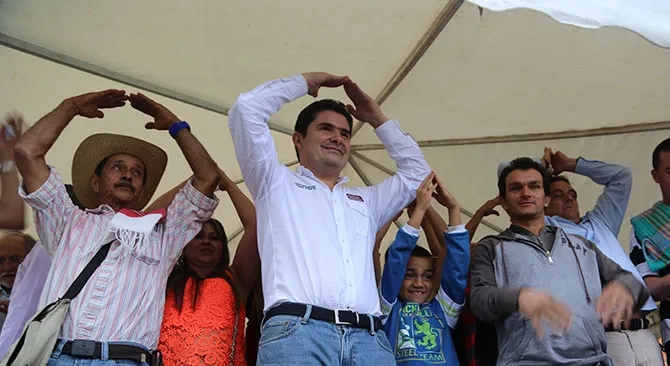 No descansen en esta tarea hermosa como a mi siganle dando a los que mas lo necesitan Norbey Martinez ganador de vivienda en Caldas
