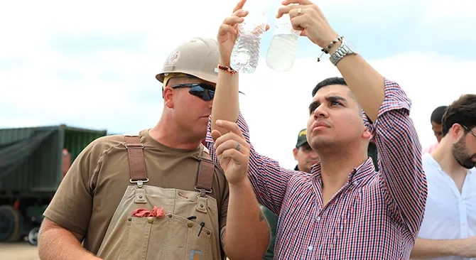 Con Pilas Publicas Gobierno Nacional llevara agua potable a 80 mil personas en La Guajira