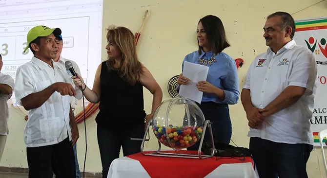 En Sampues Sucre 259 familias se beneficiaron con sorteo de casas gratis