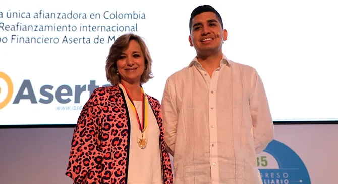 En el sector de la Vivienda avanzamos hacia una politica de Estado para el crecimiento y la equidad Jonathan Malagon