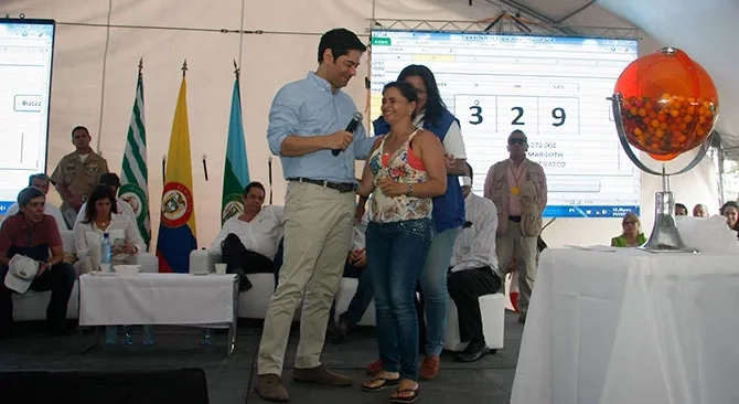 Minvivienda sorteo en Villavicencio 898 viviendas gratis para familias en condicion de vulnerabilidad