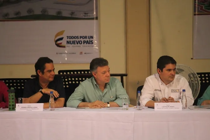 El 2015 sera el año del Choco entregaremos 1500 casas gratis y más agua potable Minvivienda