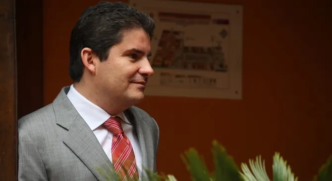 Ministro de Vivienda repudia atentando del ELN que dejo a Arauca sin agua