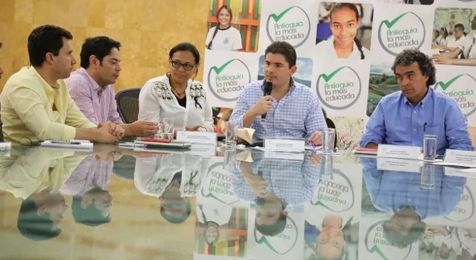 Minvivienda socializa manana con salgarenos plan de reconstruccion