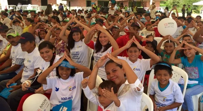 Llegó la hora cero: Gobierno Santos cumplió a los colombianos con la terminación de las primeras 100 mil viviendas gratis