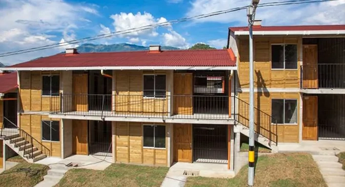 238 familias damnificadas por el invierno recibieron su casa nueva en Venecia, corregimiento de Bolombolo, Antioquia