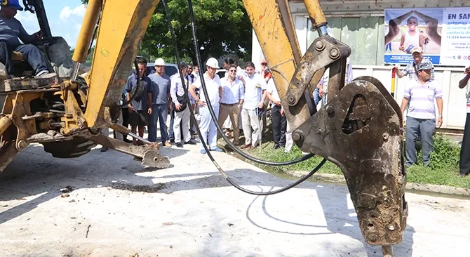 “40.000 mil isleños tendrán agua potable y saneamiento básico gracias a los proyectos que se ejecutan en San Andrés y Providencia”: Minvivienda