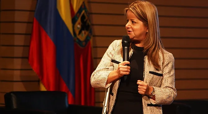 Minvivienda retara manana a los constructores de Bolivar