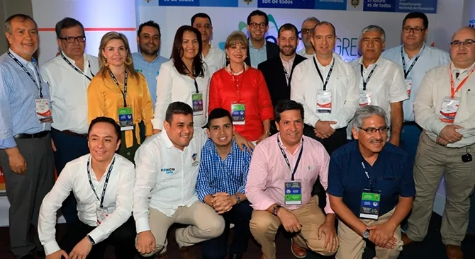 Minvivienda presenta programa para llevar agua potable y saneamiento basico a comunidades vulnerables
