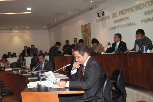 A esta hora se adelanta en el Congreso debate de ley de vivienda de interés prioritario