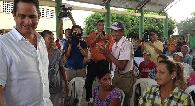 Familias pobres de Montería pasarán de la manguera y la letrina a la ducha y el inodoro