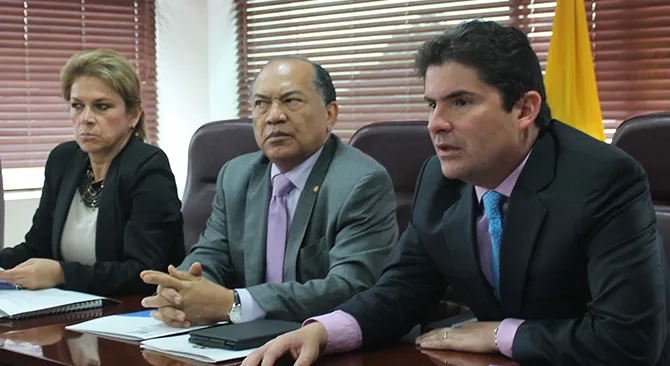 Ministerio de Vivienda, Ciudad y Territorio inicia trabajos conjuntos con Ministerio de Minas y Energía para garantizar acceso a todos los servicios públicos en Quibdó