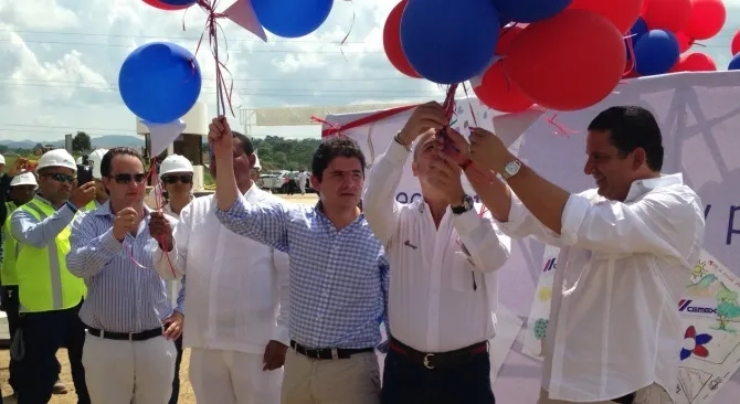 Minvivienda destaca aporte de CEMEX en el Programa de Viviendas Gratis durante inauguración de nueva planta cementera en Bolívar