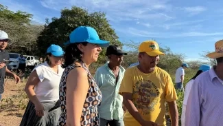 FOTOGRAFIA VICEMINISTRA DE AGUA Y SANEAMIENTO BASICO 