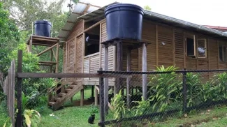 FOTOGRAFIA COMUNICADO VIVIENDA RURAL LA CHORRERA, AMAZONAS 02