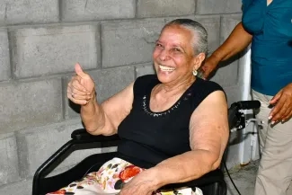 FOTOGRAFIA COMUNICADO BENEFICIARIOS DE VIVIENDA CESAR 03