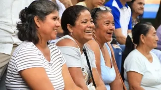 FOTOGRAFIA COMUNICADO GOBIERNO AVANZA EN PENDIENTES DE 140 TITULOS DE PROPIEDAD EN VILLAVICENCIO 02