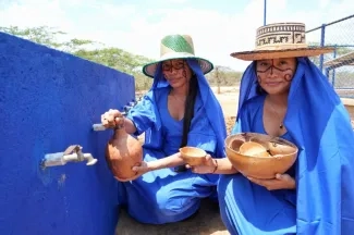 FOTOGRAFÍA GESTION DEL GOBIERNO DEL CAMBIO EN AGUA POTABLE