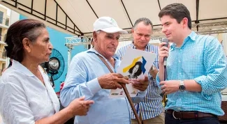 127 familias beneficiarias de viviendas gratis en Colombia arrancaron sus propios negocios con la ayuda del programa Capital Semilla Minvivienda