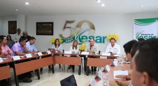 La Ministra de Vivienda evaluo con alcaldes del Cesar los avances en vivienda gratis