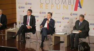 Presidente Santos anuncio inversiones por 1_6 billones de pesos para vivienda en el 2017