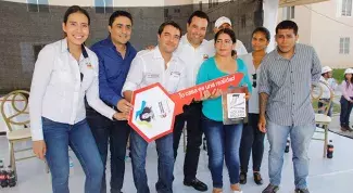 Minvivienda cumplio el sueno de 465 familias en Barrancabermeja al entregarles su casa propia