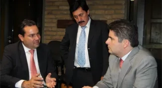 Ministro de Vivienda se reunió con Gobernador electo de Santander