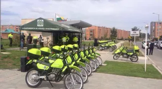Minvivienda entregó 14 motos policiales para el Macroproyecto Ciudad Verde en Soacha