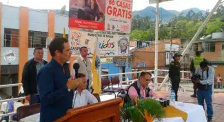 Vargas Lleras invitó a alcaldes y gobernadores a habilitar suelo para nuevo Programa de Vivienda Social
