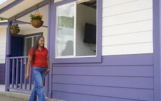FOTOGRAFIA COMUNICADO GOBIERNO NACIONAL ENTREGA PRIMERA VIVIENDA DE AFECTADOS EN ANTIOQUIA