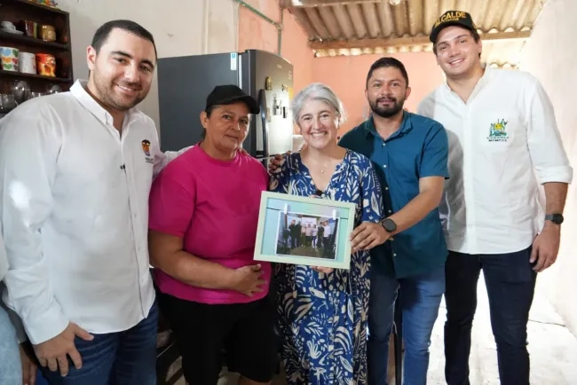 Minvivienda transforma la calidad de vida de las familias colombianas con el programa Cambia Mi Casa. Foto: Sharon Durán (archivo MVCT)..